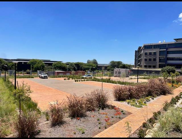 INDUSTRIAL PROPERTY TO RENT IN ECO PARK ESTATE